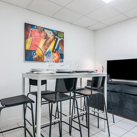 Triplex Magenta Quest Paris Exterior foto