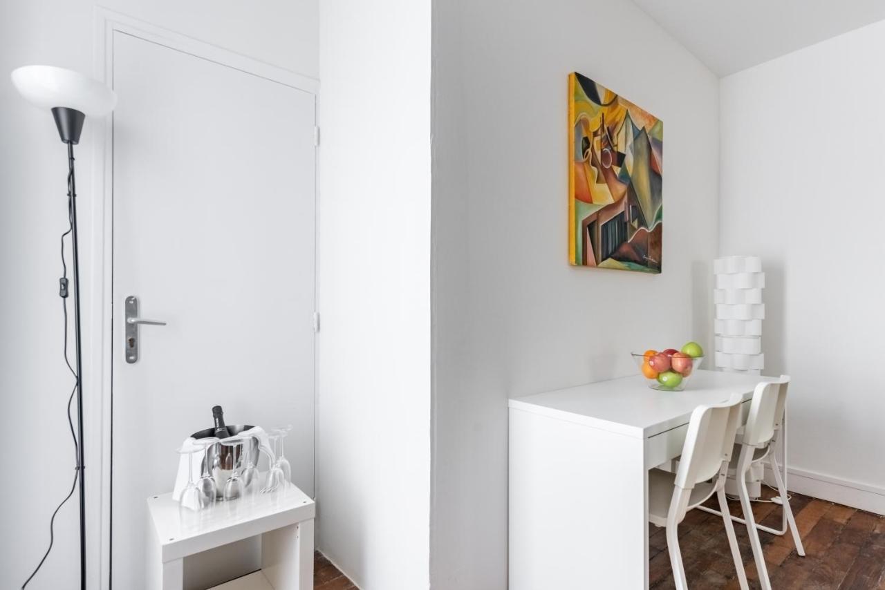 Triplex Magenta Quest Paris Exterior foto